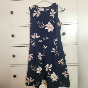 Dynamite Floral Dress in Size S